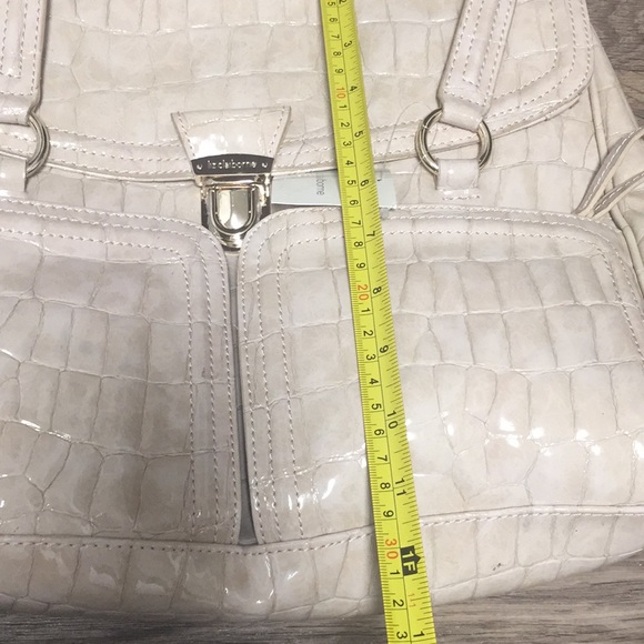 ⚡️NWT- Liz Claiborne Handbag (Final Price) - Picture 5 of 8